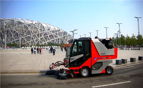 扫路机QTH8501