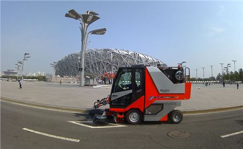 扫路机QTH8501